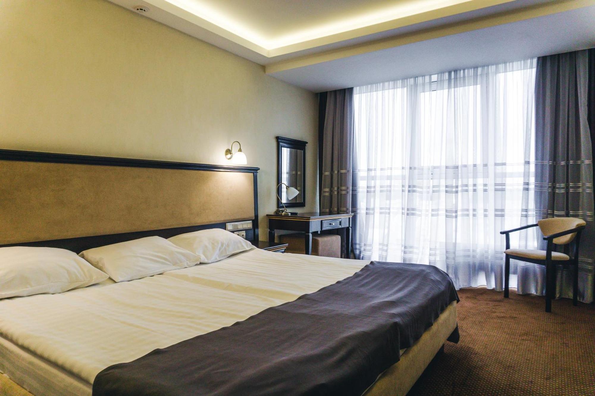 Black Sea מלון 4*